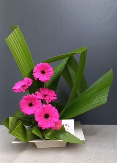 Art floral red